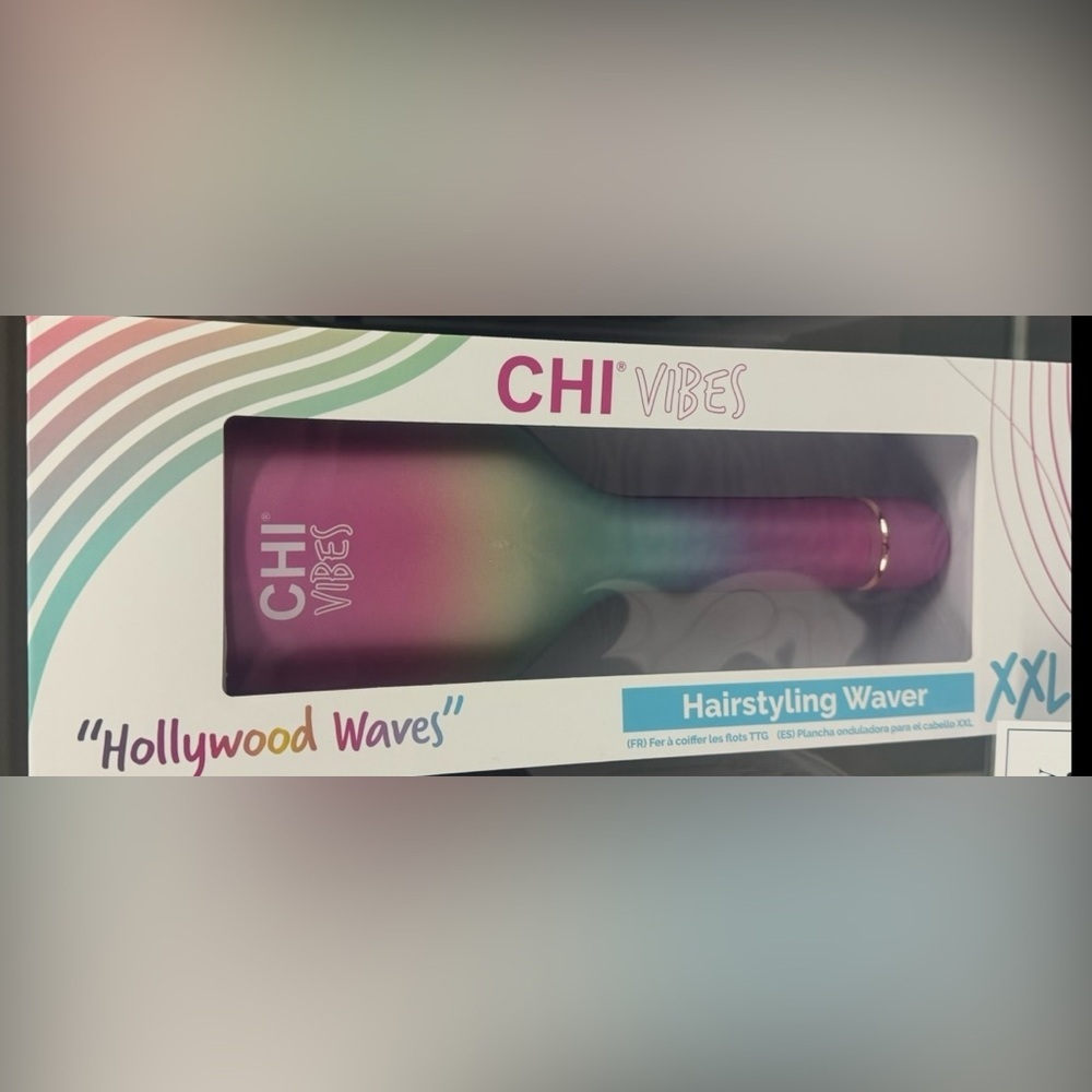 CHI Vibes Hollywood waves waver XXL Rainbow Hairstyling Tool ombré